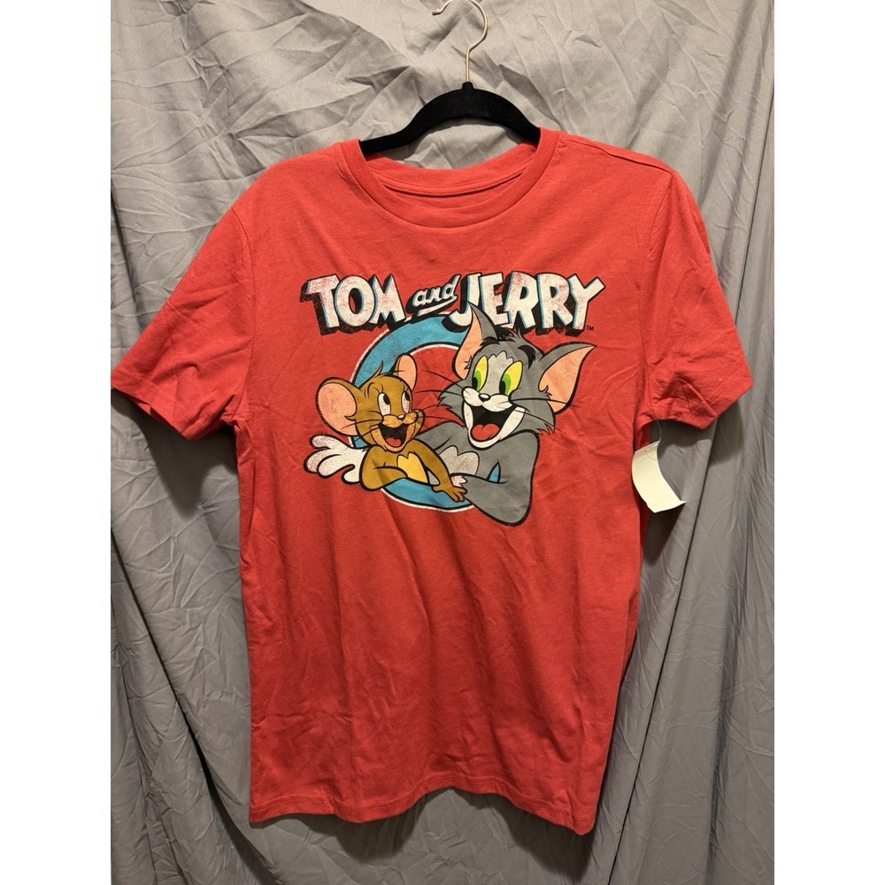 Tom and Jerry Short Sleeve T-Shirt NWT Size  Medium